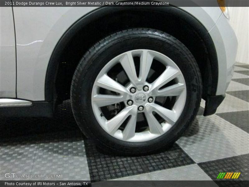 Bright Silver Metallic / Dark Graystone/Medium Graystone 2011 Dodge Durango Crew Lux