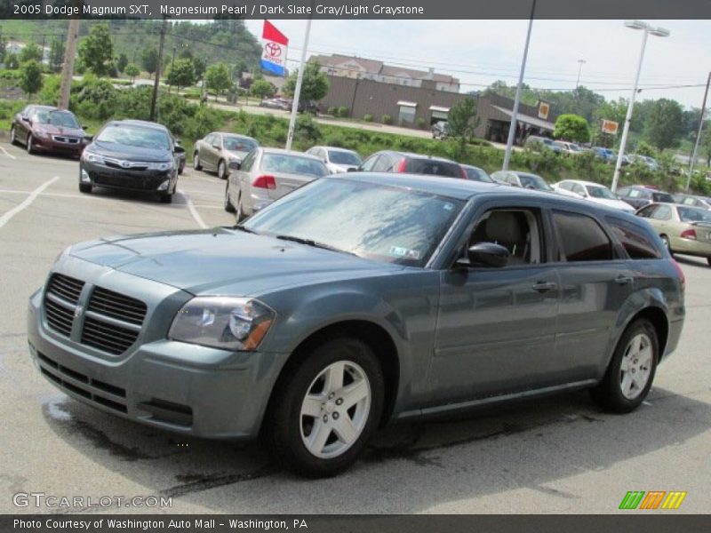 Magnesium Pearl / Dark Slate Gray/Light Graystone 2005 Dodge Magnum SXT