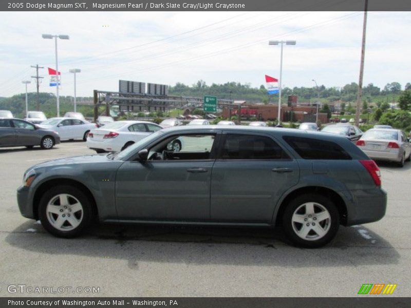 Magnesium Pearl / Dark Slate Gray/Light Graystone 2005 Dodge Magnum SXT