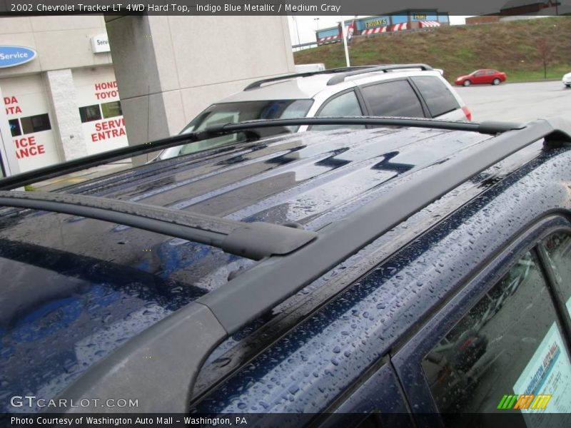 Indigo Blue Metallic / Medium Gray 2002 Chevrolet Tracker LT 4WD Hard Top