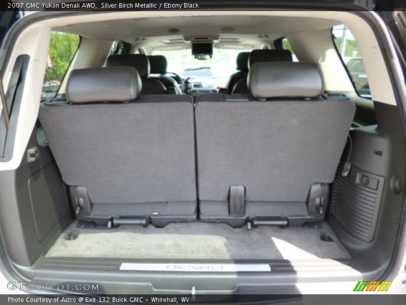 Silver Birch Metallic / Ebony Black 2007 GMC Yukon Denali AWD