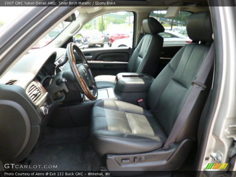 Silver Birch Metallic / Ebony Black 2007 GMC Yukon Denali AWD