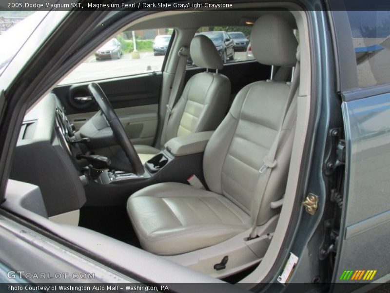 Magnesium Pearl / Dark Slate Gray/Light Graystone 2005 Dodge Magnum SXT