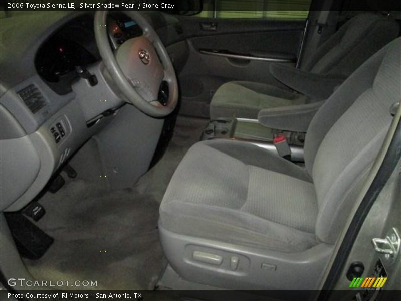 Silver Shadow Pearl / Stone Gray 2006 Toyota Sienna LE
