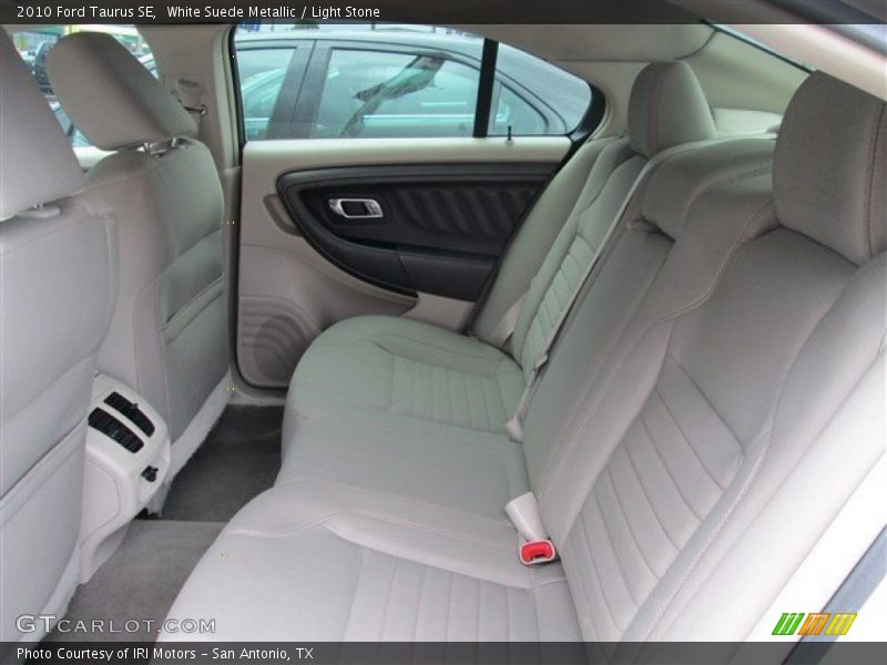 Rear Seat of 2010 Taurus SE