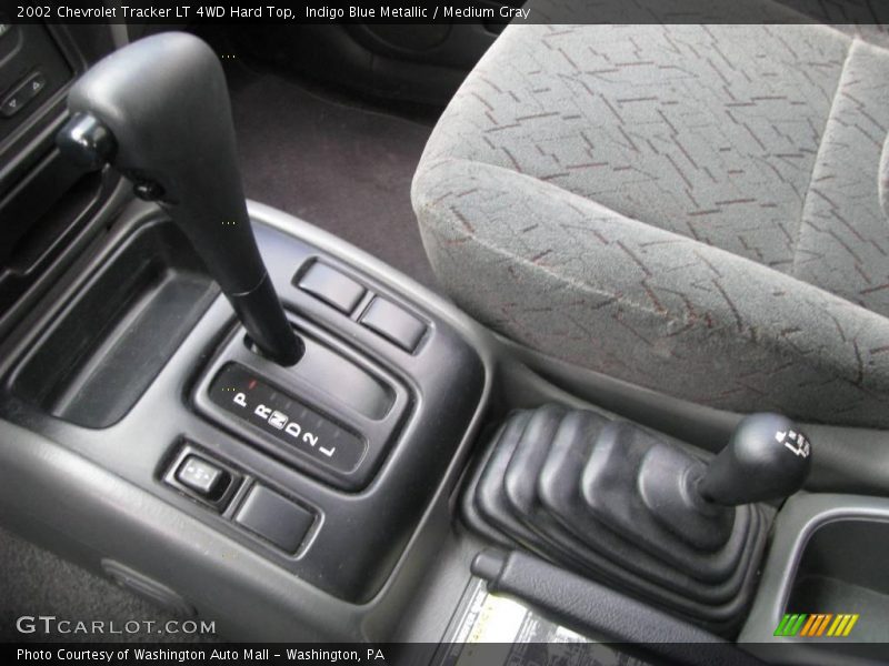 Indigo Blue Metallic / Medium Gray 2002 Chevrolet Tracker LT 4WD Hard Top
