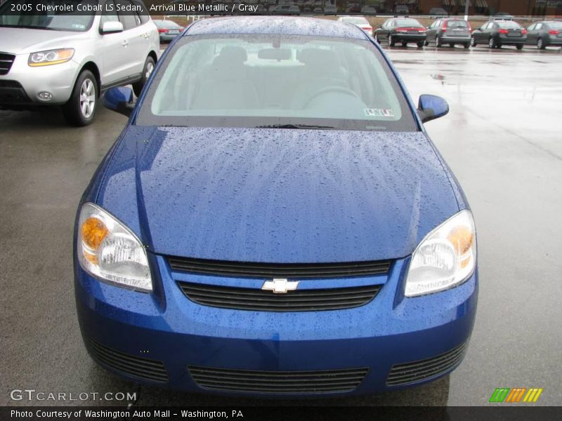 Arrival Blue Metallic / Gray 2005 Chevrolet Cobalt LS Sedan