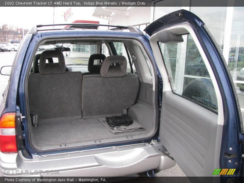 Indigo Blue Metallic / Medium Gray 2002 Chevrolet Tracker LT 4WD Hard Top