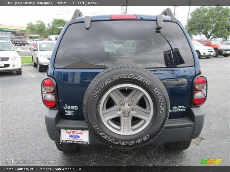 Patriot Blue Pearl / Khaki 2005 Jeep Liberty Renegade