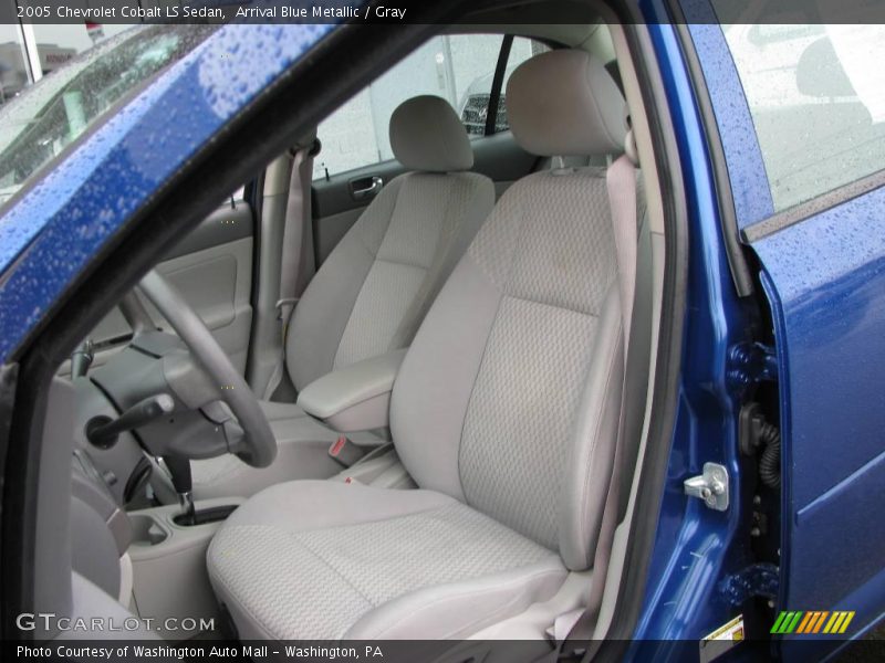 Arrival Blue Metallic / Gray 2005 Chevrolet Cobalt LS Sedan