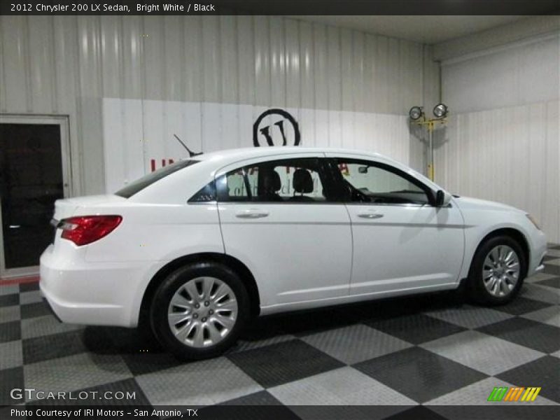 Bright White / Black 2012 Chrysler 200 LX Sedan
