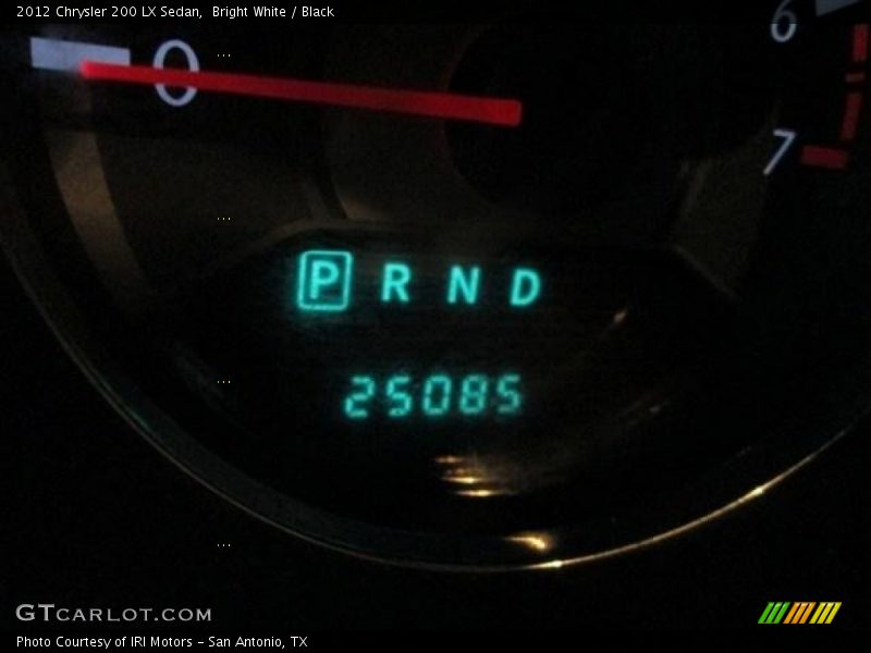 Bright White / Black 2012 Chrysler 200 LX Sedan