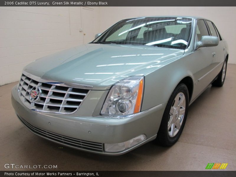 Green Silk Metallic / Ebony Black 2006 Cadillac DTS Luxury