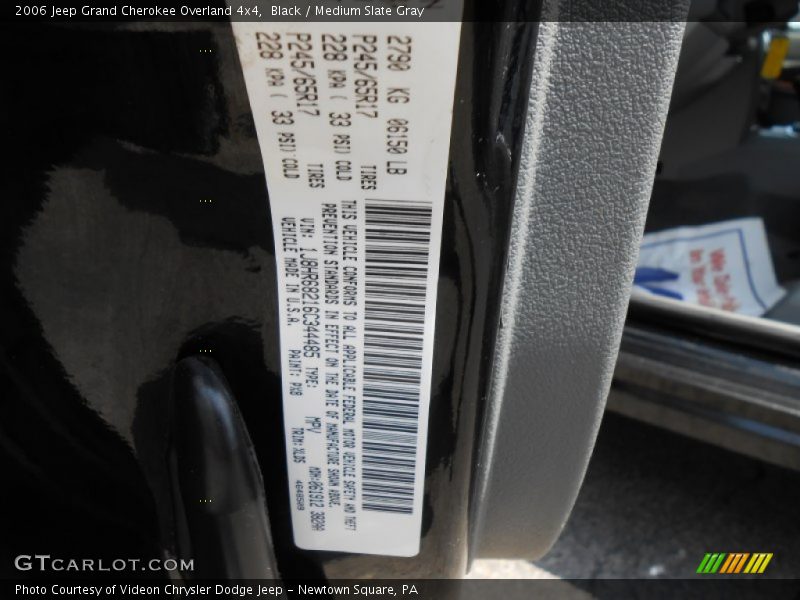 Black / Medium Slate Gray 2006 Jeep Grand Cherokee Overland 4x4