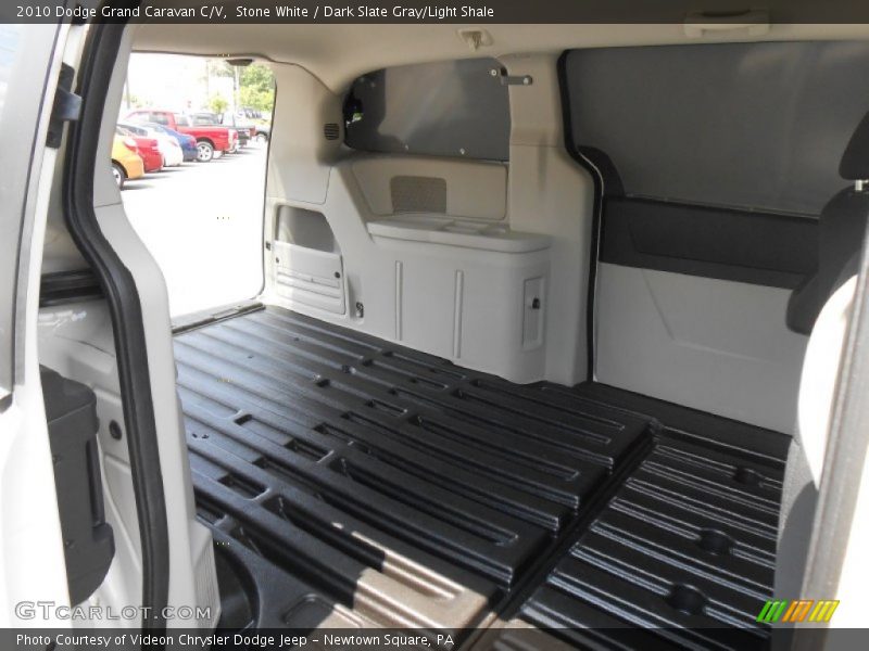 Stone White / Dark Slate Gray/Light Shale 2010 Dodge Grand Caravan C/V