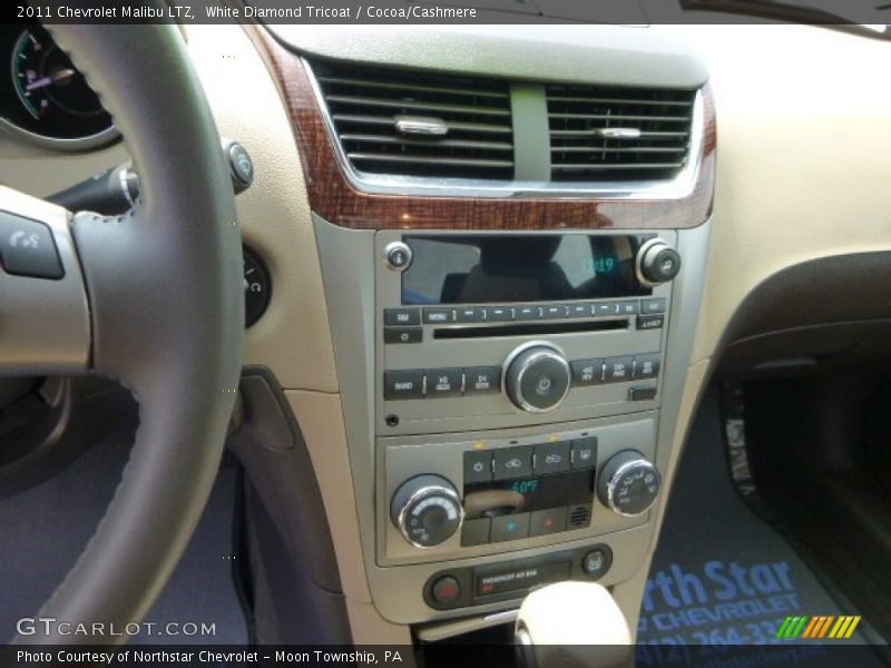 White Diamond Tricoat / Cocoa/Cashmere 2011 Chevrolet Malibu LTZ