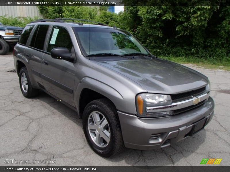 Graystone Metallic / Light Gray 2005 Chevrolet TrailBlazer LS 4x4