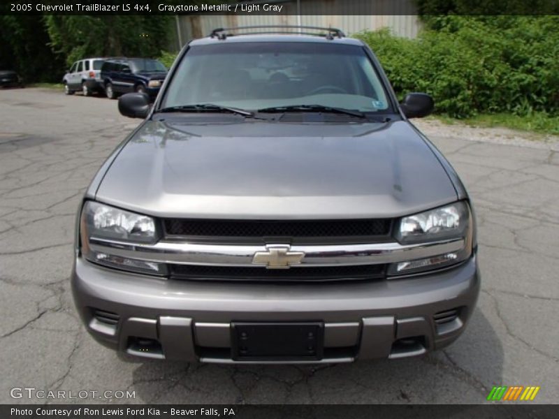 Graystone Metallic / Light Gray 2005 Chevrolet TrailBlazer LS 4x4