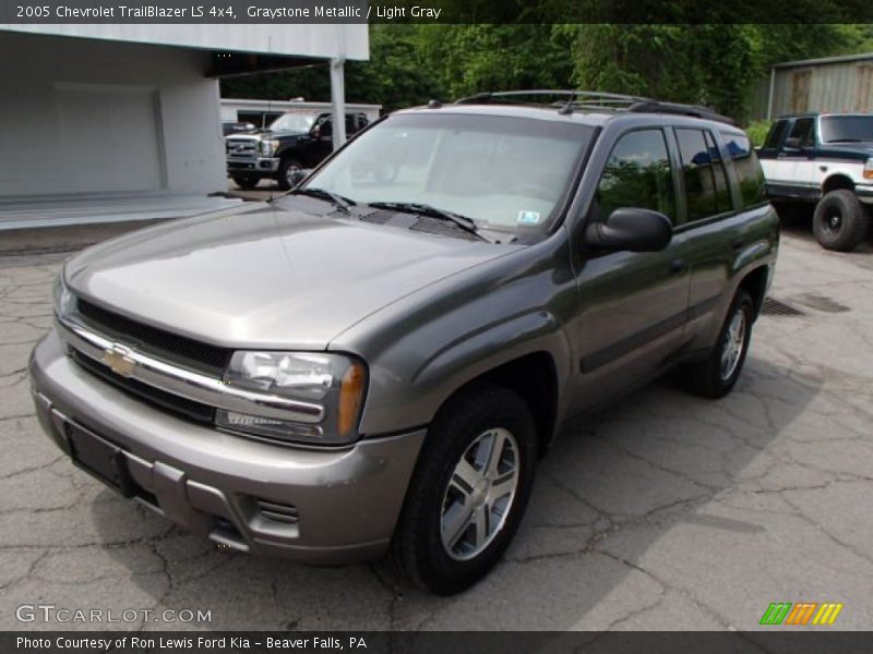 Graystone Metallic / Light Gray 2005 Chevrolet TrailBlazer LS 4x4