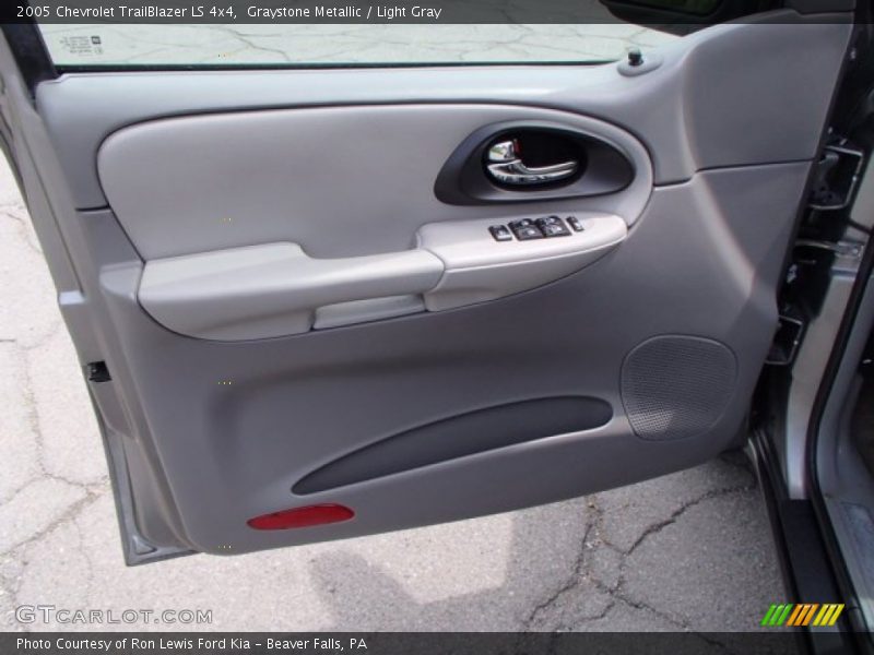 Graystone Metallic / Light Gray 2005 Chevrolet TrailBlazer LS 4x4