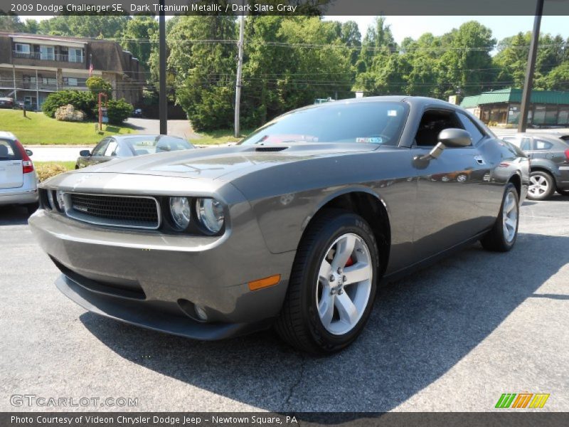 Dark Titanium Metallic / Dark Slate Gray 2009 Dodge Challenger SE