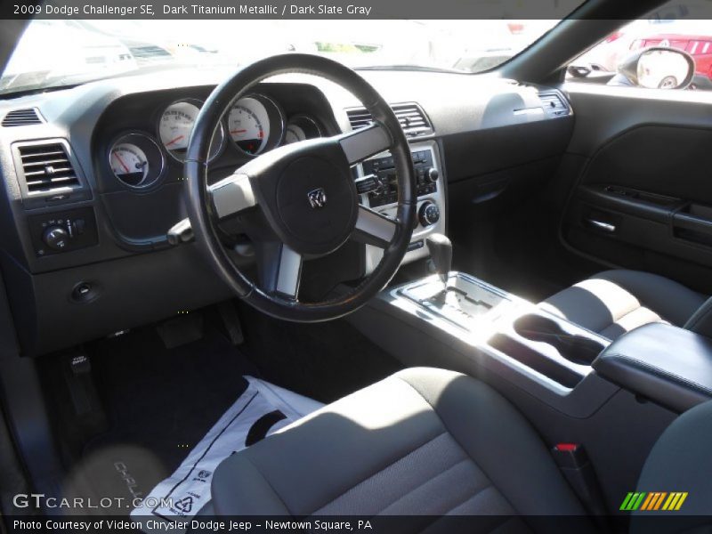 Dark Titanium Metallic / Dark Slate Gray 2009 Dodge Challenger SE