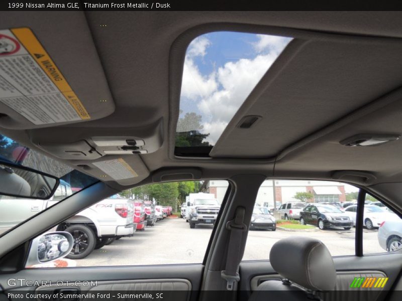 Titanium Frost Metallic / Dusk 1999 Nissan Altima GLE
