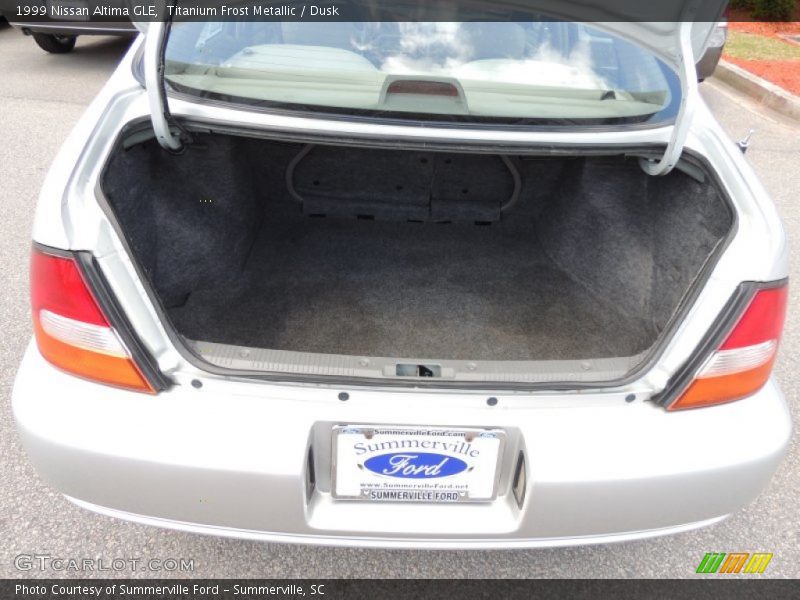Titanium Frost Metallic / Dusk 1999 Nissan Altima GLE