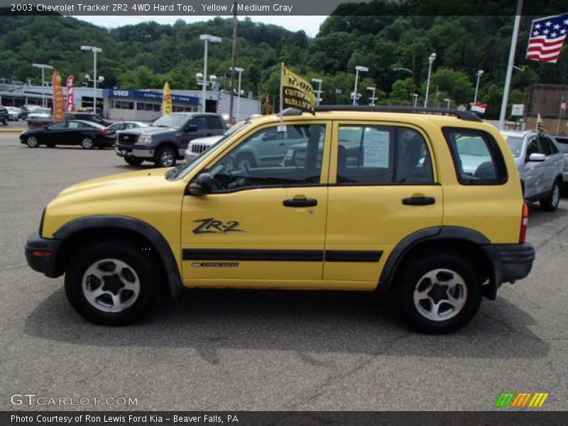 Yellow / Medium Gray 2003 Chevrolet Tracker ZR2 4WD Hard Top