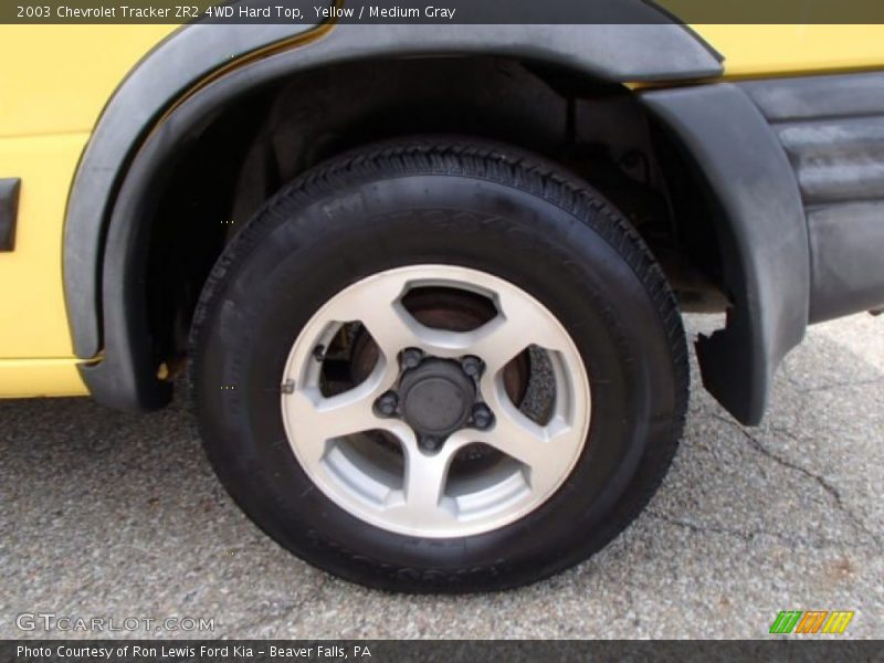 Yellow / Medium Gray 2003 Chevrolet Tracker ZR2 4WD Hard Top