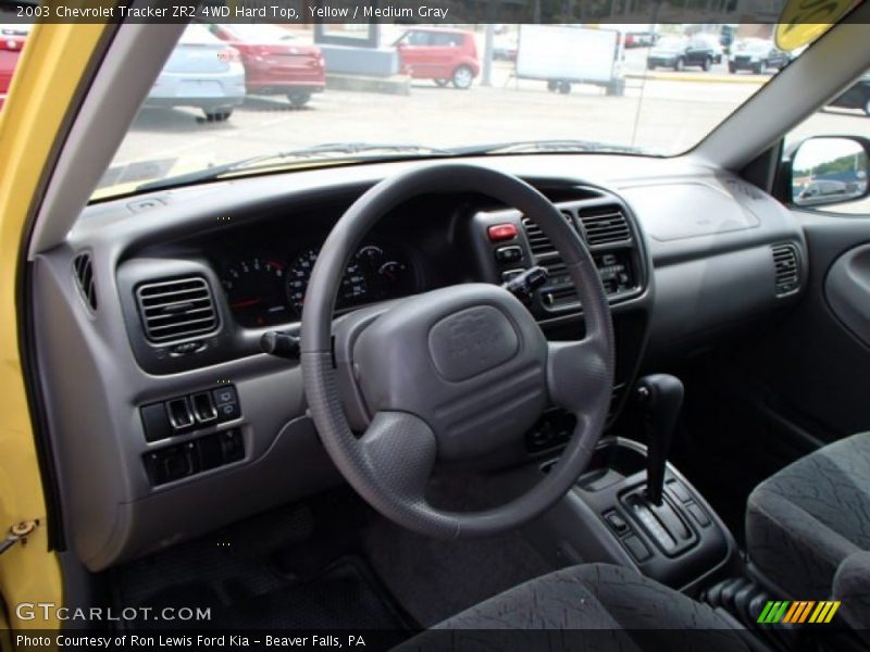 Yellow / Medium Gray 2003 Chevrolet Tracker ZR2 4WD Hard Top
