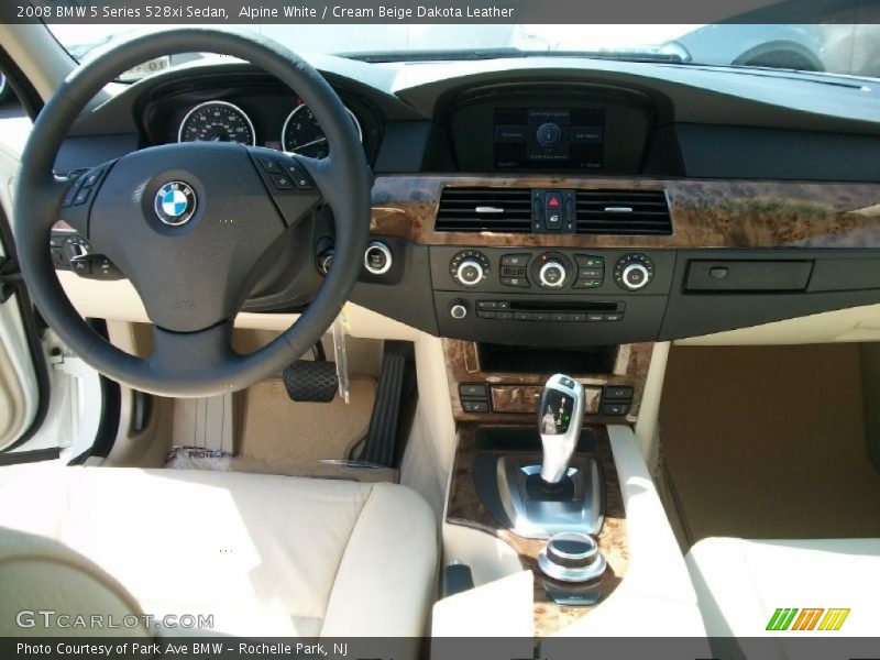 Alpine White / Cream Beige Dakota Leather 2008 BMW 5 Series 528xi Sedan