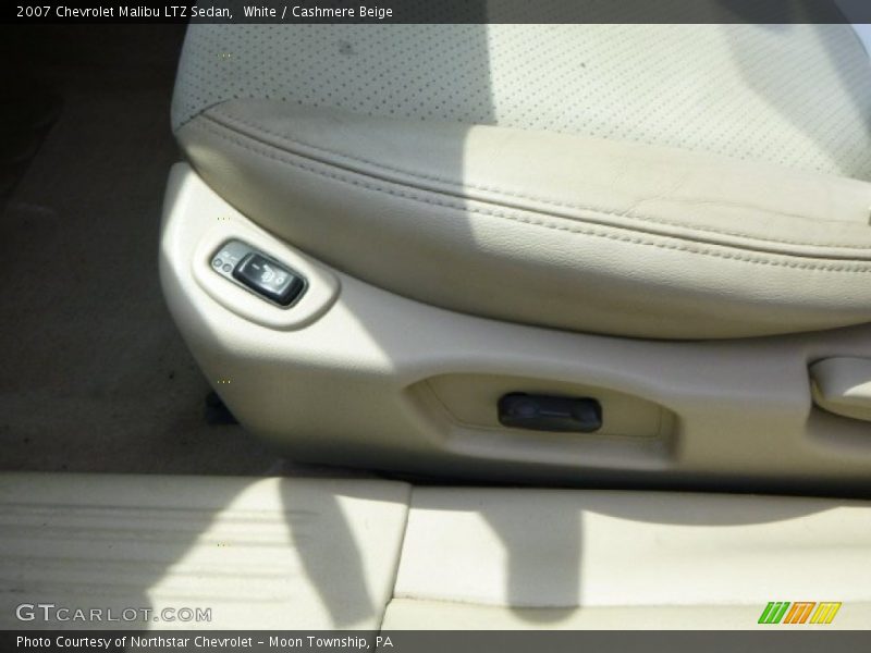 White / Cashmere Beige 2007 Chevrolet Malibu LTZ Sedan