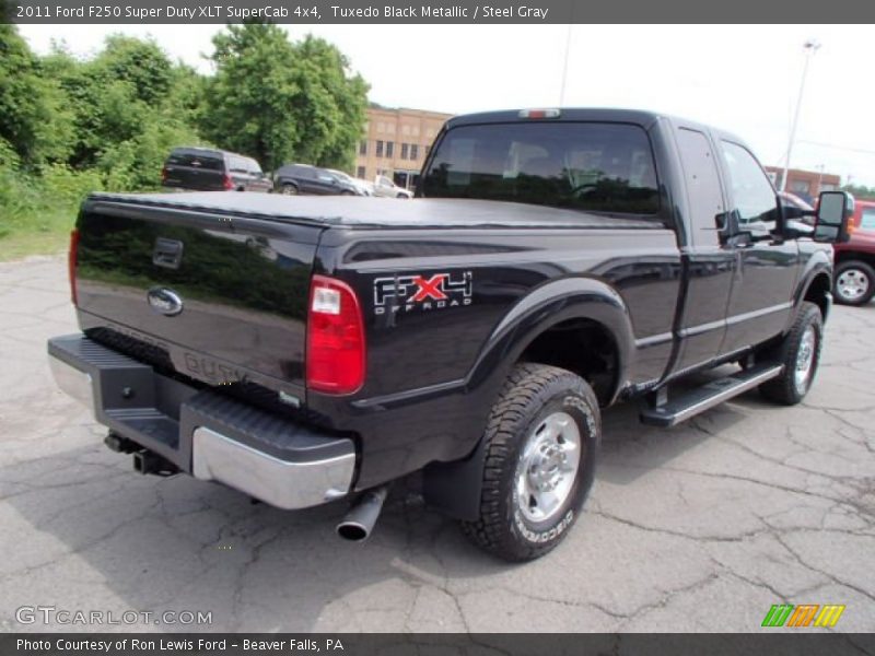 Tuxedo Black Metallic / Steel Gray 2011 Ford F250 Super Duty XLT SuperCab 4x4