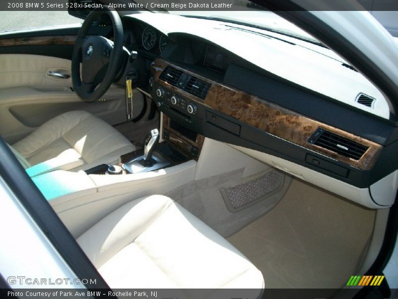 Alpine White / Cream Beige Dakota Leather 2008 BMW 5 Series 528xi Sedan