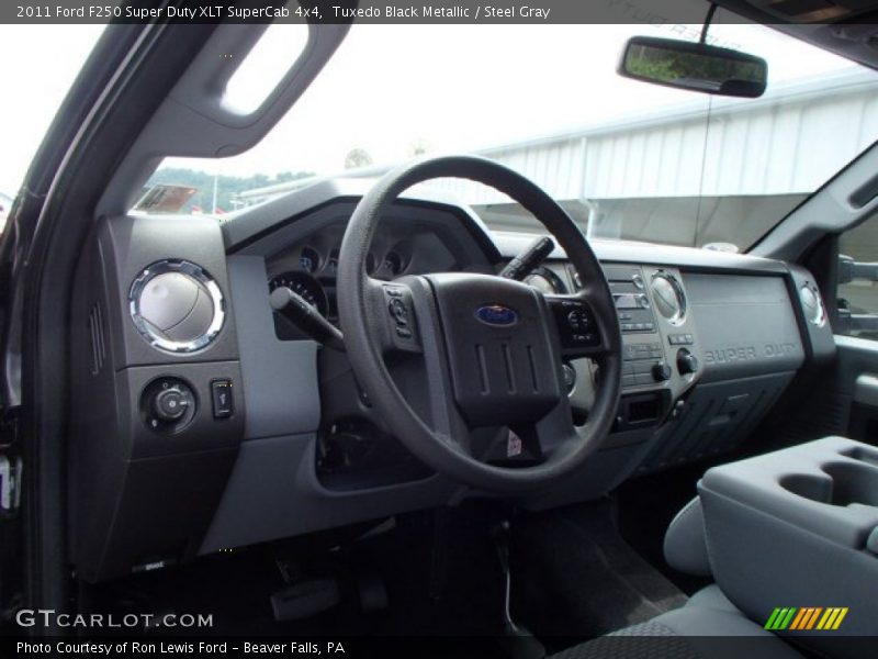 Tuxedo Black Metallic / Steel Gray 2011 Ford F250 Super Duty XLT SuperCab 4x4