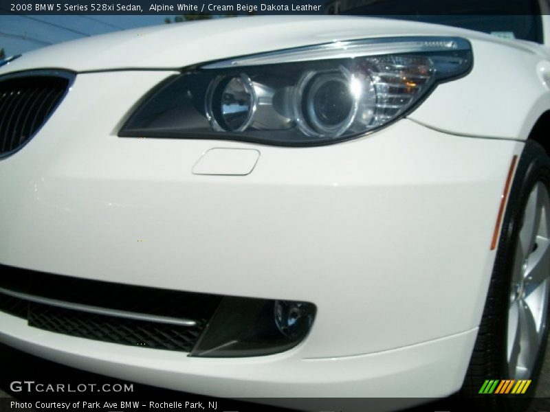 Alpine White / Cream Beige Dakota Leather 2008 BMW 5 Series 528xi Sedan