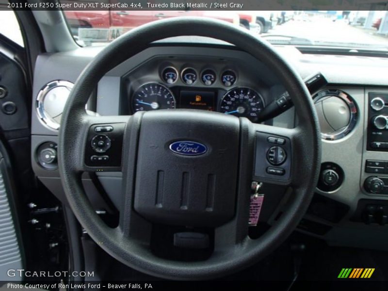 Tuxedo Black Metallic / Steel Gray 2011 Ford F250 Super Duty XLT SuperCab 4x4