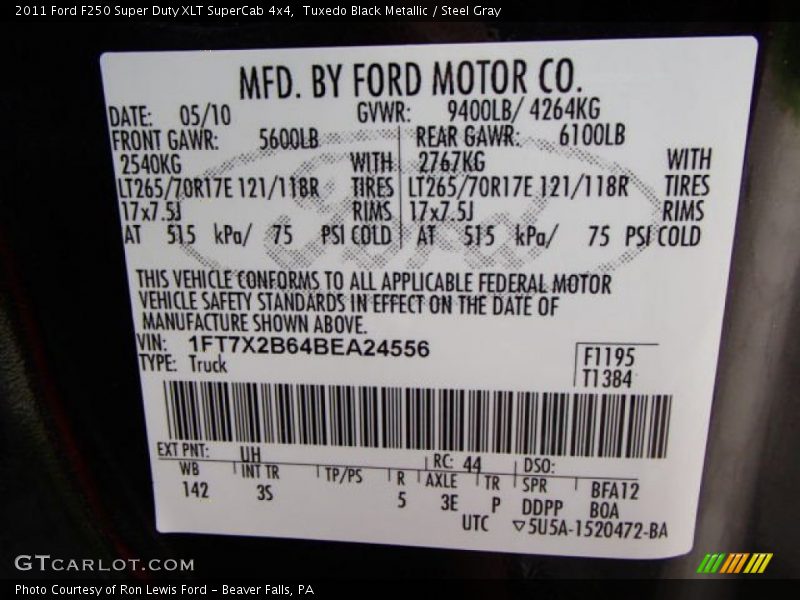 Tuxedo Black Metallic / Steel Gray 2011 Ford F250 Super Duty XLT SuperCab 4x4