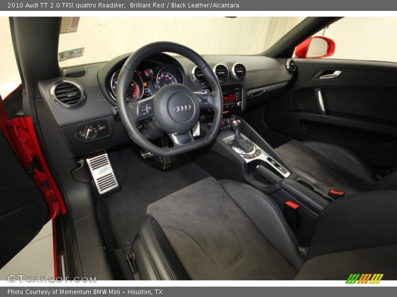 Black Leather/Alcantara Interior - 2010 TT 2.0 TFSI quattro Roadster 