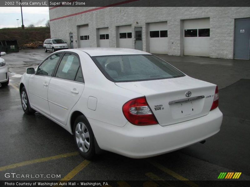 Super White / Stone 2002 Toyota Camry LE
