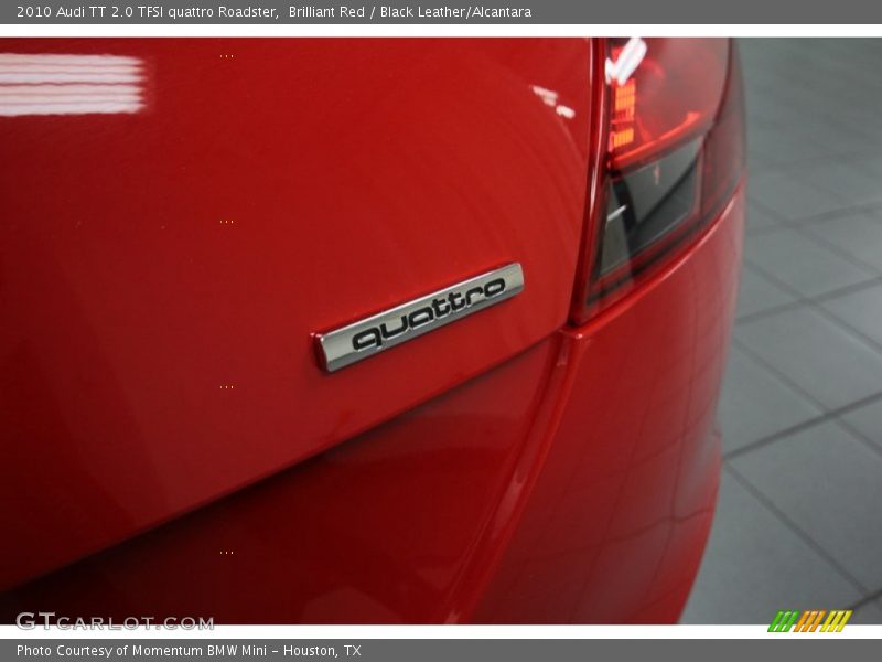  2010 TT 2.0 TFSI quattro Roadster Logo