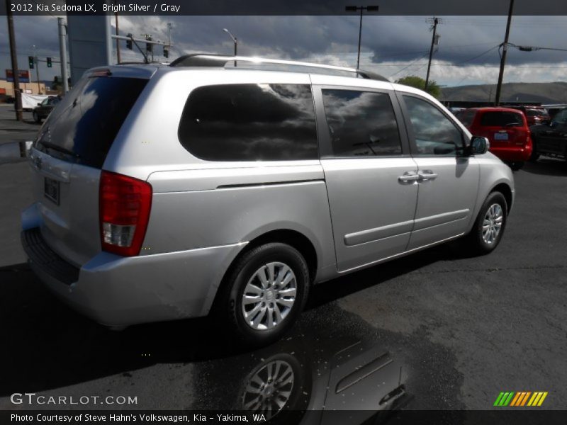 Bright Silver / Gray 2012 Kia Sedona LX