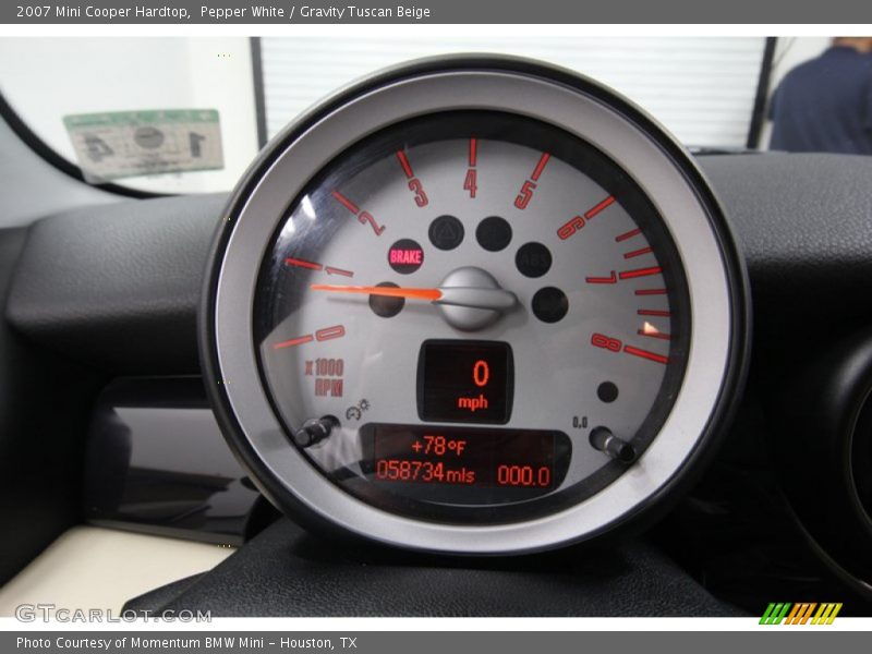 Pepper White / Gravity Tuscan Beige 2007 Mini Cooper Hardtop