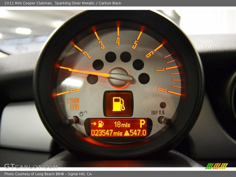 Sparkling Silver Metallic / Carbon Black 2011 Mini Cooper Clubman