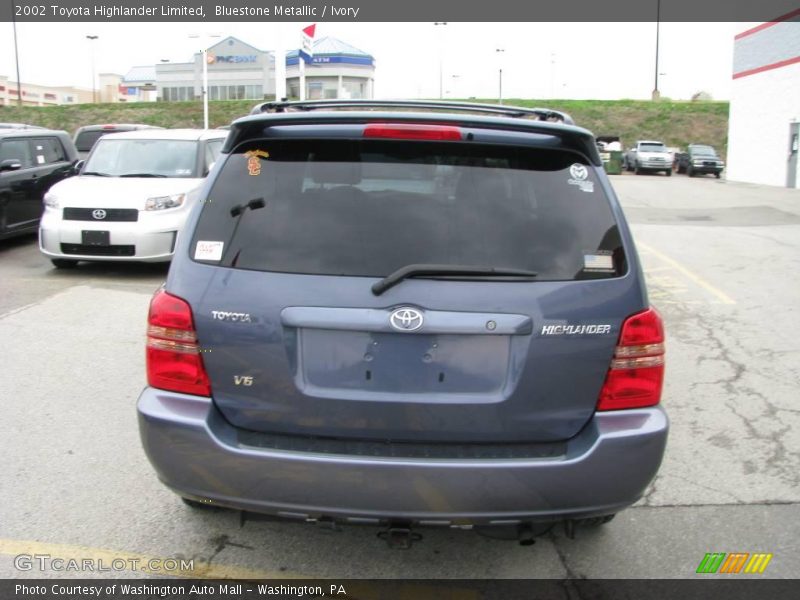 Bluestone Metallic / Ivory 2002 Toyota Highlander Limited