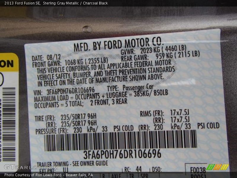 Sterling Gray Metallic / Charcoal Black 2013 Ford Fusion SE