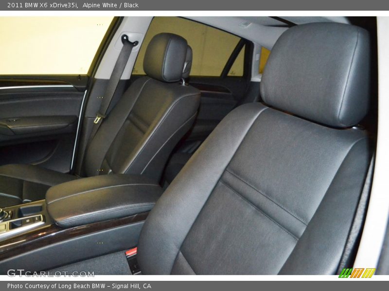 Alpine White / Black 2011 BMW X6 xDrive35i