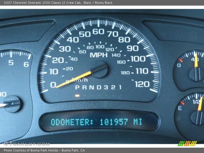 Black / Ebony Black 2007 Chevrolet Silverado 1500 Classic LS Crew Cab