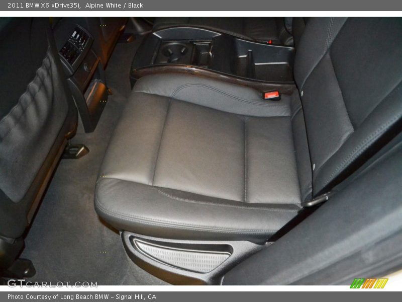 Alpine White / Black 2011 BMW X6 xDrive35i